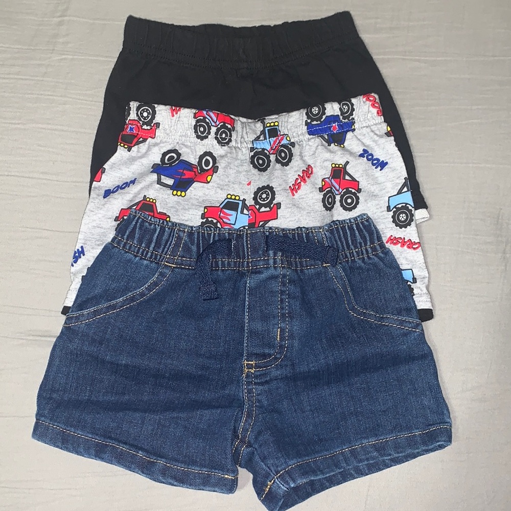 Baby boy shorts 3-6 months- bundle of 3